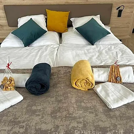 Aparthotel D&d Wellness Apatmanok - Dani Wellness